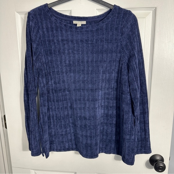 Dana Buchman size XL navy chenille top, scoop neck, polyester, casual - Picture 7 of 11